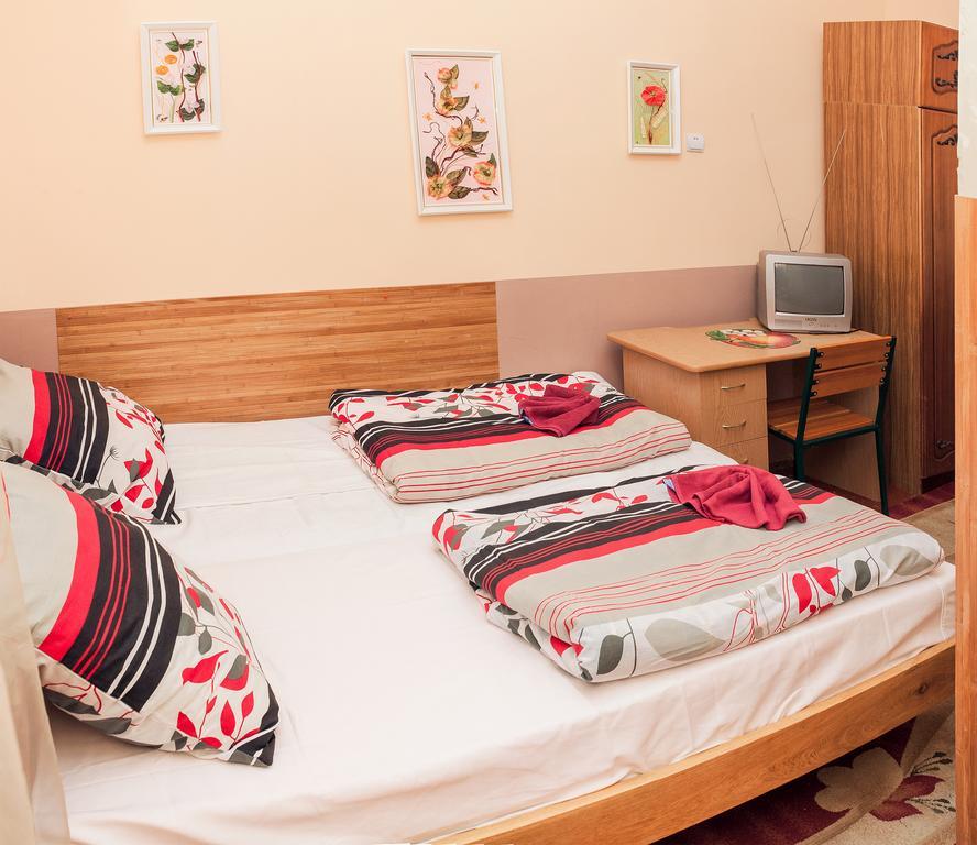Apple Hostel Lemberg Zimmer foto